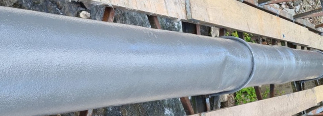 A surface coating can be used to protect a pipe from corrosion, chemical attack and other external factors